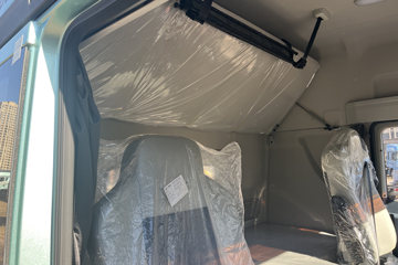�ൺ���JH6 �����2.0 12.5L���� 580���� 8X4 ��ʿ��16�� AMT�Զ��� 9.5���Ű��դʽ�ػ���ͼƬ