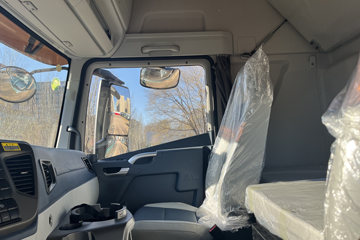 �ൺ���JH6 �����2.0 12.5L���� 580���� 8X4 ��ʿ��16�� AMT�Զ��� 9.5���Ű��դʽ�ػ���ͼƬ