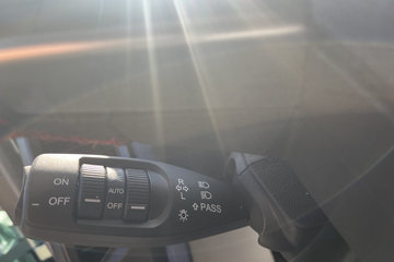 �ൺ���JH6 �����2.0 12.5L���� 580���� 8X4 ��ʿ��16�� AMT�Զ��� 9.5���Ű��դʽ�ػ���ͼƬ