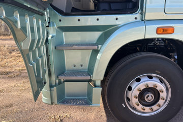 �ൺ���JH6 �����2.0 12.5L���� 580���� 8X4 ��ʿ��16�� AMT�Զ��� 9.5���Ű��դʽ�ػ���ͼƬ