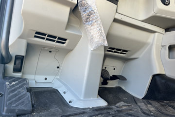 �ൺ���JH6 �����2.0 12.5L���� 580���� 8X4 ��ʿ��16�� AMT�Զ��� 9.5���Ű��դʽ�ػ��� ����ͼƬ