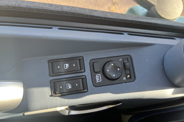 �ൺ���JH6 �����2.0 12.5L���� 580���� 8X4 ��ʿ��16�� AMT�Զ��� 9.5���Ű��դʽ�ػ��� ����ͼƬ