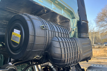 �ൺ���JH6 �����2.0 12.5L���� 580���� 8X4 ��ʿ��16�� AMT�Զ��� 9.5���Ű��դʽ�ػ��� ����ͼƬ