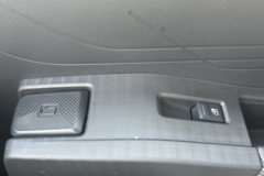 福田卡文乐福MAX 2025款 悦行版 6座纯电动轻客 宁德时代66.67kWh