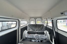 乐福MAX&nbsp;电动封闭厢货驾驶室图片