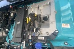 中国重汽成都商用车 豪沃V9 8X4 8.8米排半纯电动自卸车 宁德时代601kWh