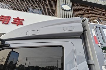 ���ǵ�T5 �Ƹ��� 4.15�׵��Ŵ��綯��դʽ�Ῠ ����151kWhͼƬ