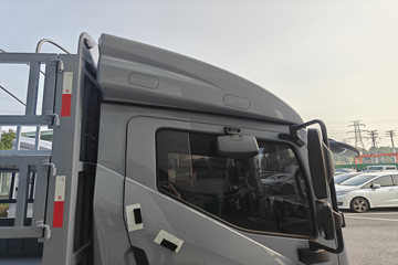 ���ǵ�T5 �Ƹ��� 4.15�׵��Ŵ��綯��դʽ�Ῠ ����151kWhͼƬ