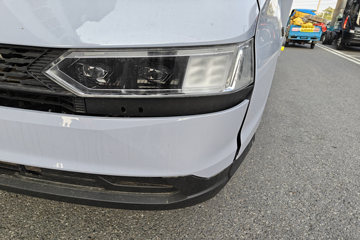 ���ǵ�T5 �Ƹ��� 4.15�׵��Ŵ��綯��դʽ�Ῠ ����151kWhͼƬ