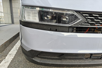 ���ǵ�T5 �Ƹ��� 4.15�׵��Ŵ��綯��դʽ�Ῠ ����151kWhͼƬ