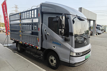 ���ǵ�T5 �Ƹ��� 4.15�׵��Ŵ��綯��դʽ�Ῠ ����151kWhͼƬ