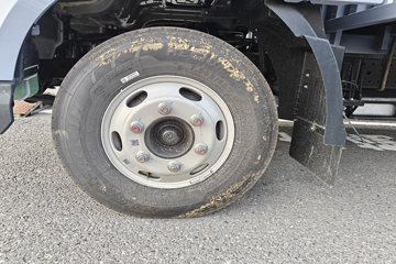 ���ǵ�T5 �Ƹ��� 4.15�׵��Ŵ��綯��դʽ�Ῠ ����151kWhͼƬ