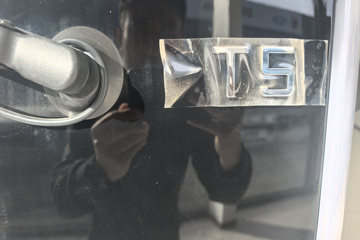 ���ǵ�T5 �Ƹ��� 4.15�׵��Ŵ��綯��ʽ�Ῠ ����151kWhͼƬ