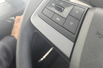 ���ǵ�T5 �Ƹ��� 4.15�׵��Ŵ��綯��ʽ�Ῠ ����151kWhͼƬ