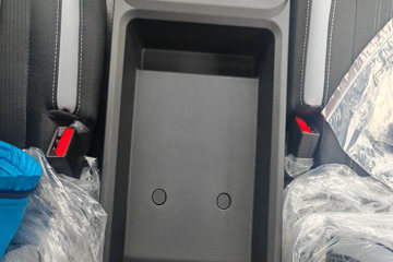 ���ǵ�T4 �Ƽ��� 3.815�׵��Ŵ��綯��դʽ�Ῠ ����62.4kWhͼƬ