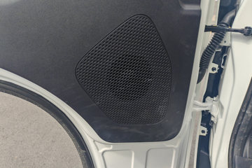 ���ǵ�T4 �Ƽ��� 3.815�׵��Ŵ��綯��դʽ�Ῠ ����62.4kWhͼƬ