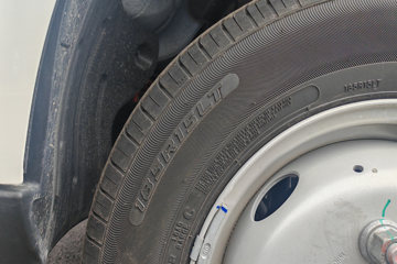 ���ǵ�T4 �Ƽ��� 3.815�׵��Ŵ��綯��դʽ�Ῠ ����62.4kWhͼƬ