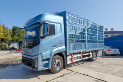 欧曼银河3 7L柴油 330马力 4X2 法士特8档 6.2米仓栅式载货车