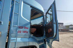 欧曼银河3 7L柴油 330马力 4X2 法士特8档 6.2米仓栅式载货车