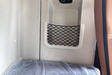 ŷ������3 7L���� 330���� 4X2 ��ʿ��8�� 6.2�ײ�դʽ�ػ���ͼƬ