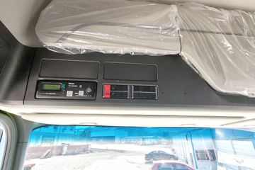 ŷ������3 7L���� 330���� 4X2 ��ʿ��8�� 6.2�ײ�դʽ�ػ���ͼƬ