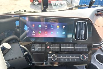 ŷ������3 7L���� 330���� 4X2 ��ʿ��8�� 6.2�ײ�դʽ�ػ���ͼƬ