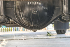 欧曼银河3 7L柴油 330马力 4X2 法士特8档 6.2米仓栅式载货车