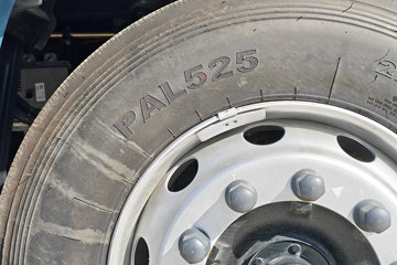 ŷ������3 7L���� 330���� 4X2 ��ʿ��8�� 6.2�ײ�դʽ�ػ���ͼƬ