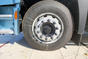 ŷ������3 7L���� 330���� 4X2 ��ʿ��8�� 6.2�ײ�դʽ�ػ���ͼƬ