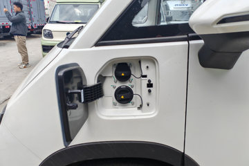 ��������U7  6�����綯��� ���׿�50.23kWhͼƬ