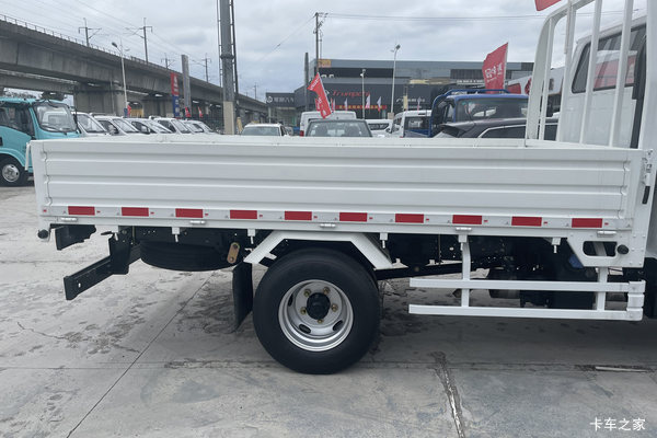 上海五十铃100P载货车系列,打折优惠,降1万,赶快抢购!