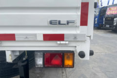 庆铃五十铃100P 2025悦享版 2.5L柴油 131马力 五十铃5档 3.245米双排栏板轻卡