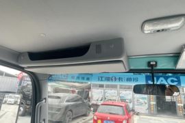 五十铃EVM100&nbsp;电动载货车驾驶室图片