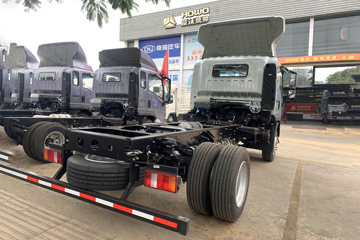 ����HOWO�Ῠ ͳ˧ 2.5L���� 185���� �й�����12�� 4.15�׵��Ų�դʽ�ῨͼƬ