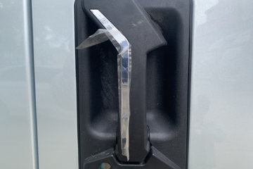 ����HOWO�Ῠ ͳ˧ 2.5L���� 185���� �й�����12�� 4.15�׵��Ų�դʽ�ῨͼƬ