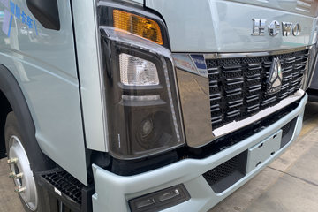 ����HOWO�Ῠ ͳ˧ 2.5L���� 185���� �й�����12�� 4.15�׵��Ų�դʽ�ῨͼƬ