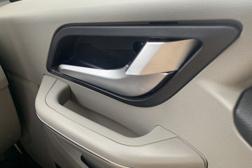 ����HOWO�Ῠ ͳ˧ 2.5L���� 185���� �й�����12�� 4.15�׵��Ų�դʽ�ῨͼƬ