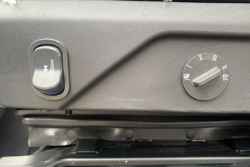 ����HOWO�Ῠ ͳ˧ 2.5L���� 185���� �й�����12�� 4.15�׵��Ų�դʽ�ῨͼƬ