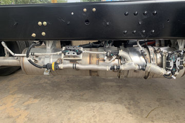 ����HOWO�Ῠ ͳ˧ 2.5L���� 185���� �й�����12�� 4.15�׵��Ų�դʽ�ῨͼƬ