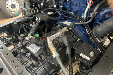 ����HOWO�Ῠ ͳ˧ 2.5L���� 185���� �й�����12�� 4.15�׵��Ų�դʽ�ῨͼƬ