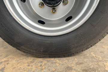 ����HOWO�Ῠ ͳ˧ 2.5L���� 185���� �й�����12�� 4.15�׵��Ų�դʽ�ῨͼƬ