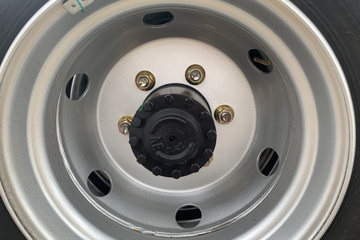 ����HOWO�Ῠ ͳ˧ 2.5L���� 185���� �й�����12�� 4.15�׵��Ų�դʽ�ῨͼƬ