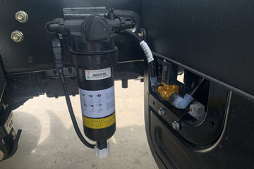 ����HOWO�Ῠ ͳ˧ 2.5L���� 185���� �й�����12�� 4.15�׵��Ų�դʽ�ῨͼƬ