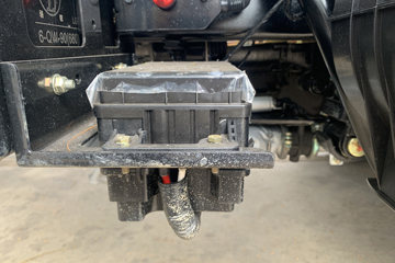 ����HOWO�Ῠ ͳ˧ 2.5L���� 185���� �й�����12�� 4.15�׵��Ų�դʽ�ῨͼƬ