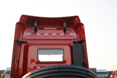 青岛解放JH6 智享版 12.5L柴油 580马力 6X4 一汽解放12档 牵引车 青岛解放JH6 智享版 12.5L柴油 580马力 6X4 一汽解放12档 牵引车