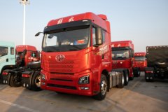���JH6 ��Խ�� 11.5L���� 530���� 6X4 ��ʿ��12�� ǣ����ͼƬ