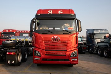 �ൺ���JH6 ������ 12.5L���� 580���� 6X4 һ�����12�� ǣ����ͼƬ