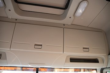 �ൺ���JH6 ������ 12.5L���� 580���� 6X4 һ�����12�� ǣ����ͼƬ