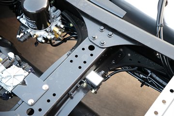 �ൺ���JH6 ������ 12.5L���� 580���� 6X4 һ�����12�� ǣ����ͼƬ