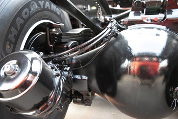 �ൺ���JH6 ������ 12.5L���� 580���� 6X4 һ�����12�� ǣ����ͼƬ